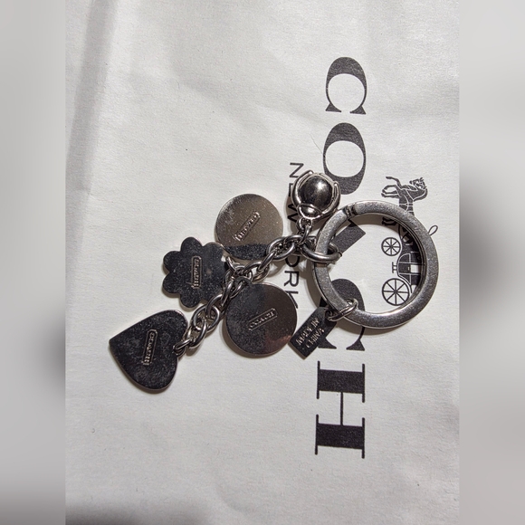 Coach Poppy Charm Key Chain Fob Ladybug Flower Heart Bag Bag Charm - Picture 6 of 6